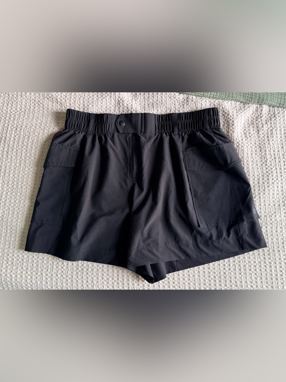 Black Avia Board Shorts, M
